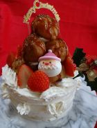 【クリスマス】クロカンブッシュのケーキ