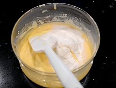ミックス粉で桃のミルクレープ