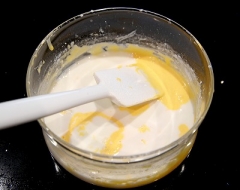 ミックス粉で桃のミルクレープ