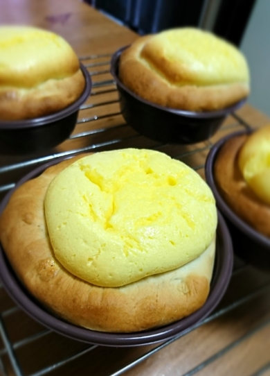 桃のベイクドチーズケーキパン