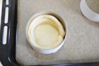味噌マヨきのこのカップパン