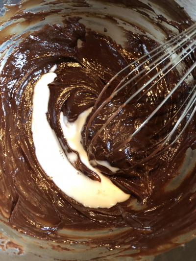 ミントチップのチョコネイキッドケーキ
