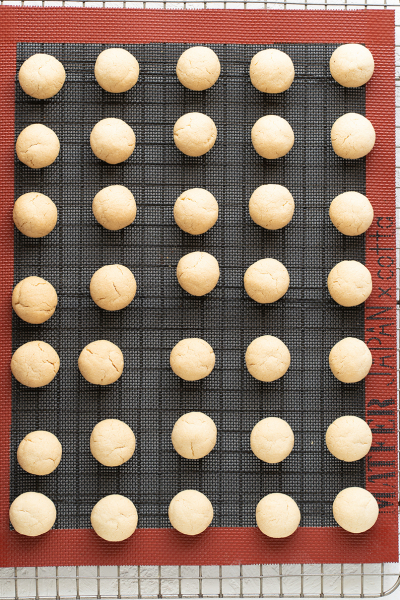 3種のクッキーキットで作る　簡単スノーボール
