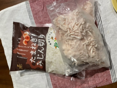 スモークチェダーのマッケンチーズパン（低脂質高たんぱく質ver.）