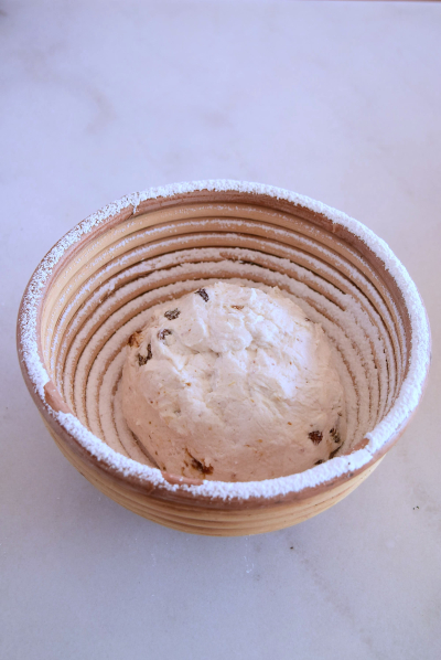 無水調理鍋で簡単!米粉でフルーツカンパーニュ