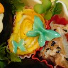 「お弁当」水色の蝶々