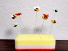 砂糖細工の蜂とお花