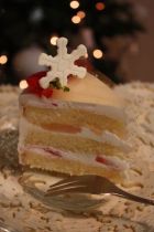 【クリスマス】苺と洋梨のリース風ケーキ