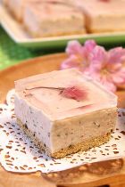 なめらか〜桜の春レアチーズケーキ