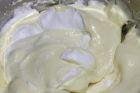 クリームチーズのふわふわシフォンケーキ