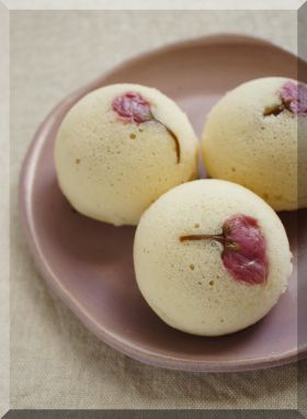 桜の米粉蒸しパン Cocoa お菓子 パンのレシピや作り方 Cotta コッタ