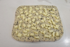 黒ゴマ＆チーズのラウンドパン