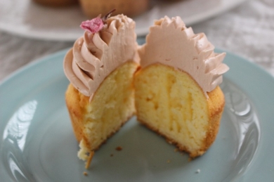 桜のカップケーキ