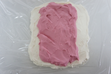 チーズクリームのフラワーカップケーキ