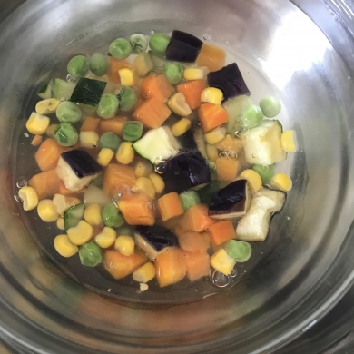 食べるスープ☆トマトジュースで簡単夏野菜ゼリー☆