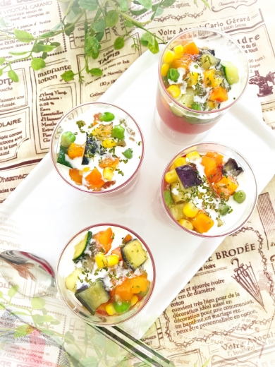食べるスープ☆トマトジュースで簡単夏野菜ゼリー☆