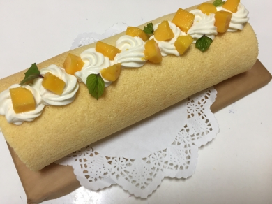 ふんわり白い フロマージュロールケーキ ゆーママ お菓子 パンのレシピや作り方 Cotta コッタ