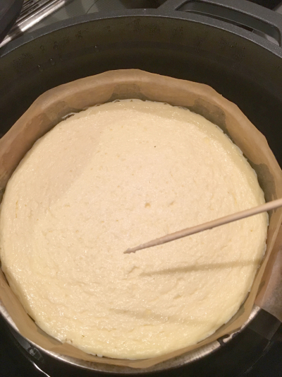 cottaオリジナル無水調理鍋で作るレアベイクドチーズケーキ