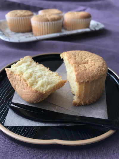 ベーキングパウダー バター不要 ふわふわいちごのカップケーキ 山本ゆり お菓子 パンのレシピや作り方 Cotta コッタ