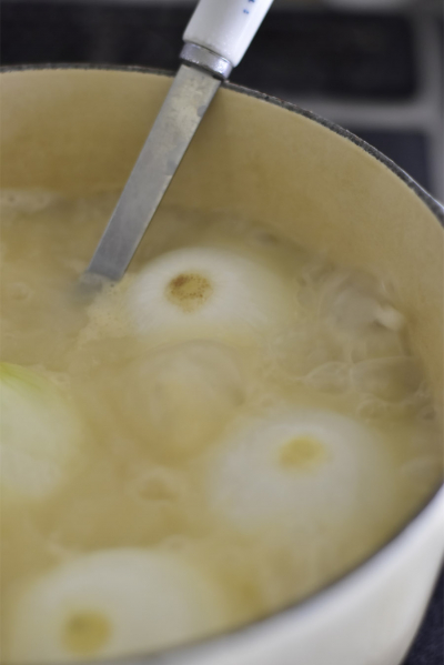 丸ごとたまねぎのスープ