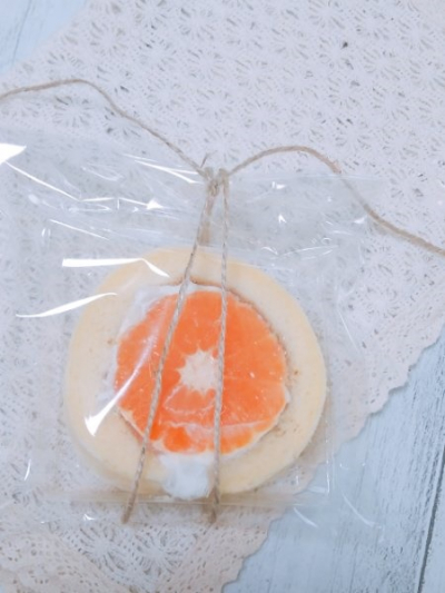 ロールケーキのプレゼント用ラッピング★