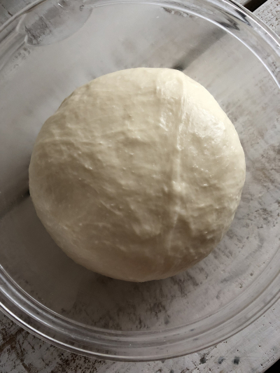 中種法で作るふわふわ大きなメロンパン