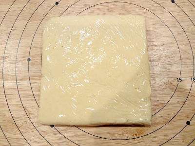 半生チーズタルト