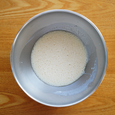 バター、乳製品不使用　野生酵母で作る全粒粉入りシュトーレン