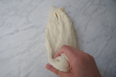 驚くほどふわふわ!中種法で作る山食パン
