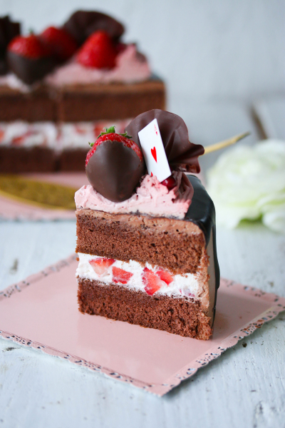 苺のチョコレートケーキ