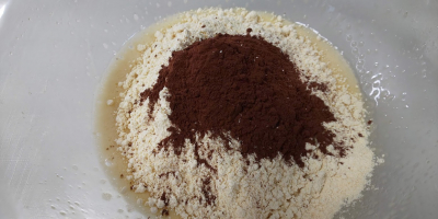 大豆粉で作るギルトフリーなチョコビスコッティ