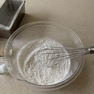 製菓用米粉で作る米粉レーズンパン