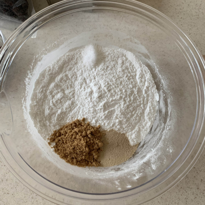 製菓用米粉で作る米粉レーズンパン