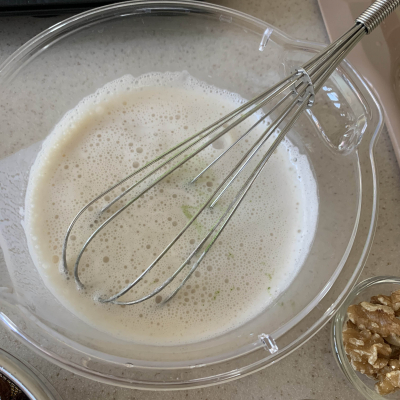乳製品・小麦粉・砂糖不使用、レーズンたっぷり抹茶の米粉ヴィーガンマフィン