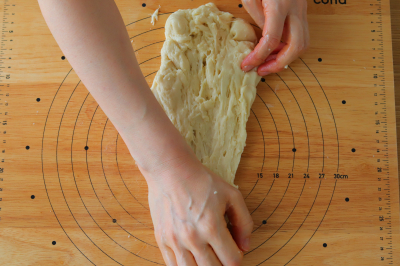 生食パンミックスで作るハムマヨロール