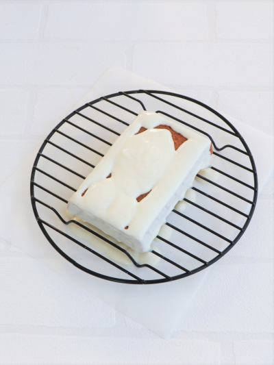 とび箱パウンドケーキ (バニラ×ラズベリー)