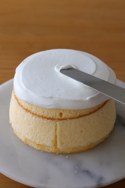 練乳クリームが美味しいドームケーキ