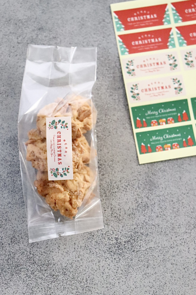 クリスマスブーツとお菓子の家~ドロップクッキー(コーンフレーク&ナッツ)