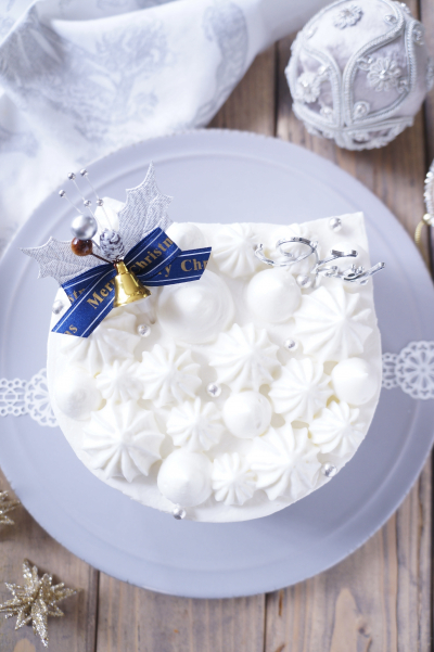 白猫クリスマスショートケーキ