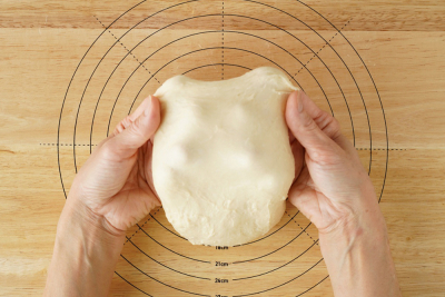 冷凍クッキー生地とパンミックスで作る簡単メロンパン