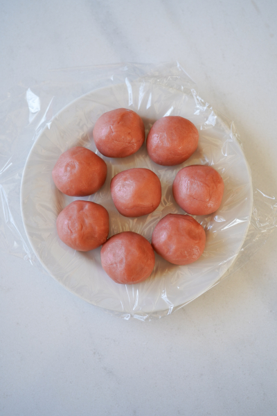 桜クリームメロンパン