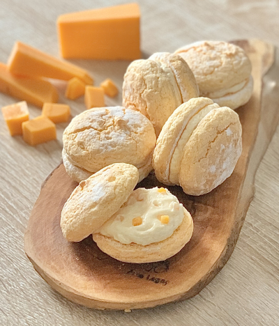 【カリフォルニア産チーズ2022】スモークチェダーのチーズブッセ