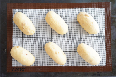 低糖質パンミックスで作る、チーズ胡桃パン