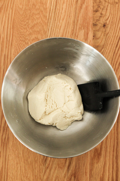 【発酵なし】フライパンで作るクイックレーズン米粉パン
