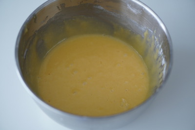 米粉のオレンジアップサイドダウンケーキ