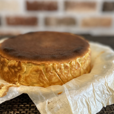 焼き芋バスクチーズケーキ