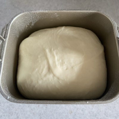 クリームチーズチョコチップ包み練乳パン