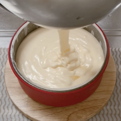 ホイップクリームで作るフラワーケーキ