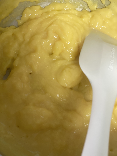 レモンカスタードシフォンケーキ《グルテンフリー》米粉カスタードクリームにレモン果汁を加えたらトロトロクリームに変身！！