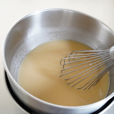 オーツミルクで作るメープルとナッツのアイスクリーム